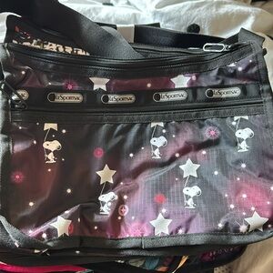 LeSportSac x Snoopy